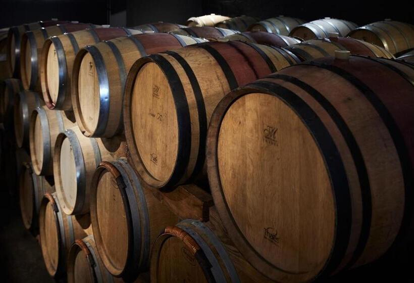 سوییت با چشم‌انداز باغ, Deux Frères Wine Estate & Luxury Villas