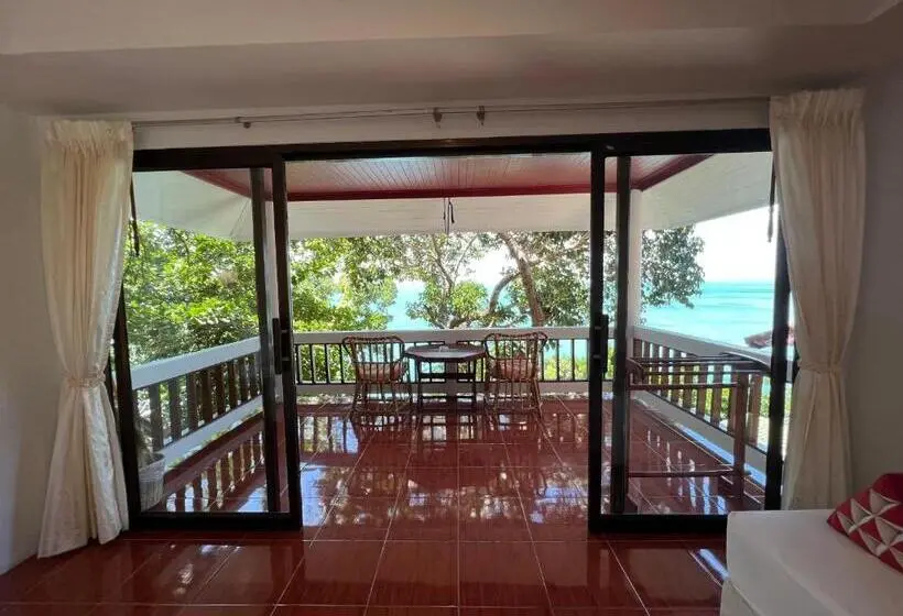 スーペリアーバンガロー, Plaa's Thansadet Resort