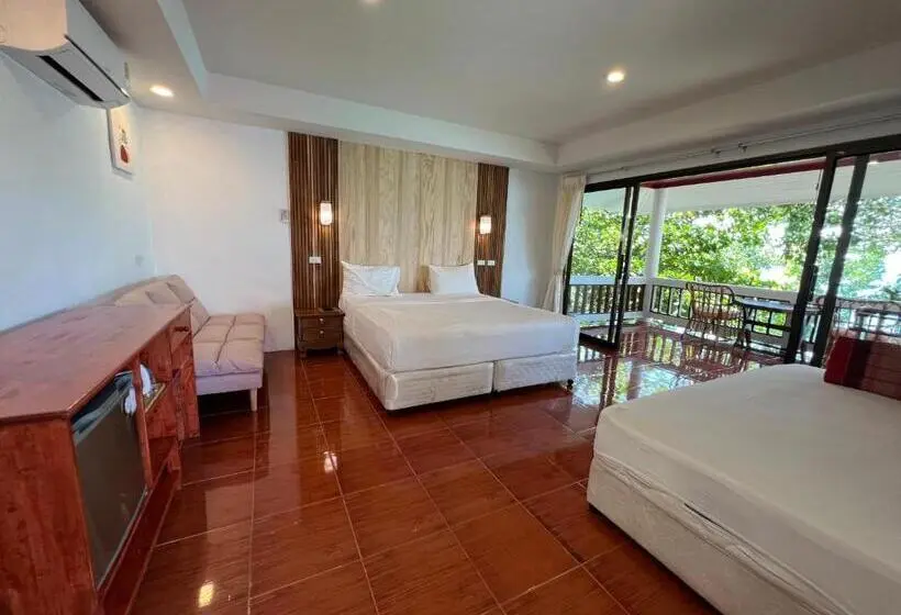 スーペリアーバンガロー, Plaa's Thansadet Resort