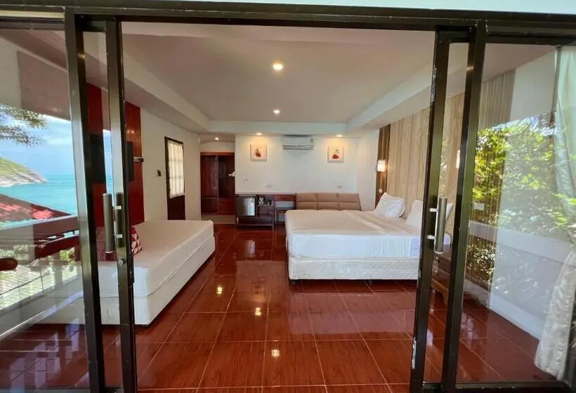 スーペリアーバンガロー, Plaa's Thansadet Resort