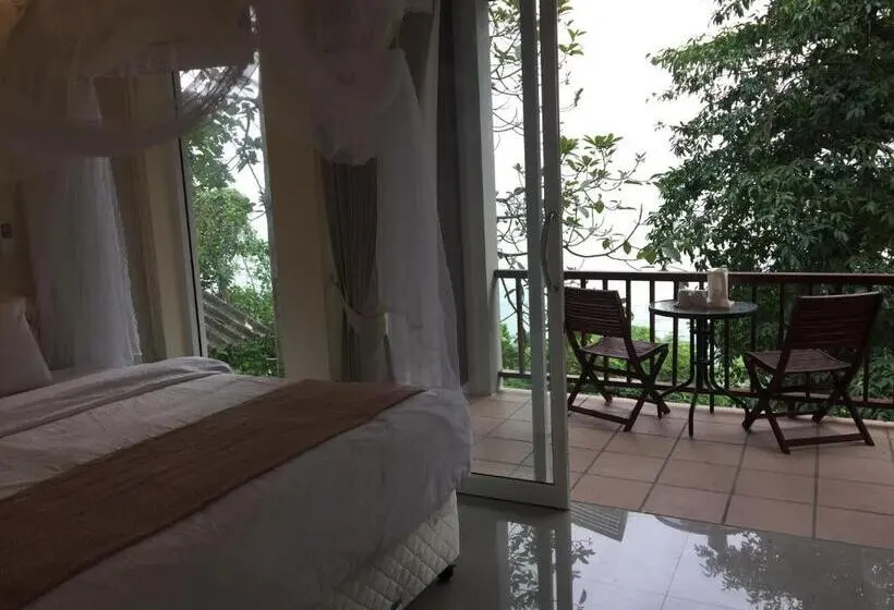 デラックスルーム, Plaa's Thansadet Resort