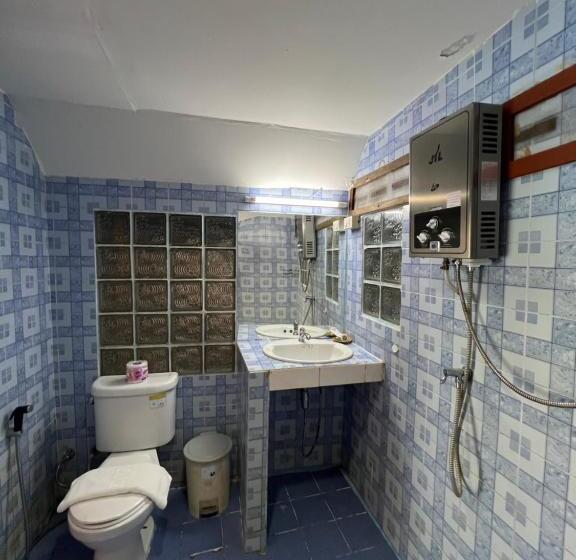 בונגלו משפחתי, Plaa's Thansadet Resort