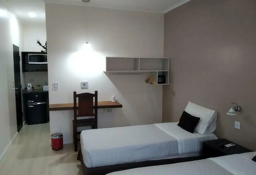 اتاق راحتی, Posada Del Angú