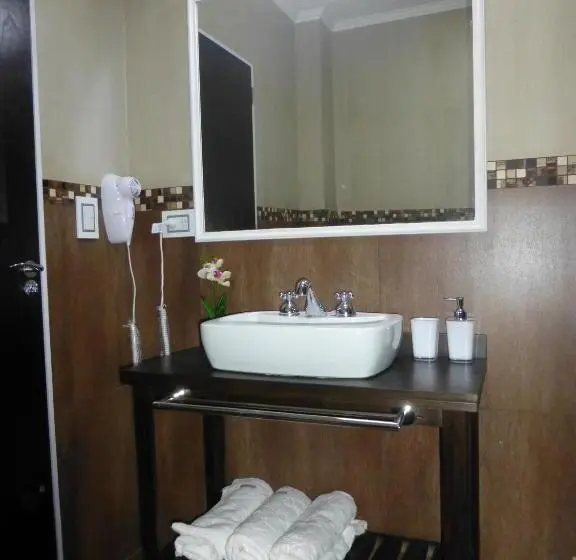 Standard Triple Room with Terrace, Posada Del Angú