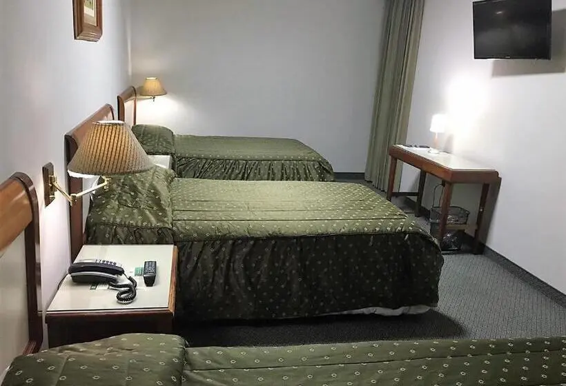 اتاق استاندارد سه نفره, Gran Hotel Continental