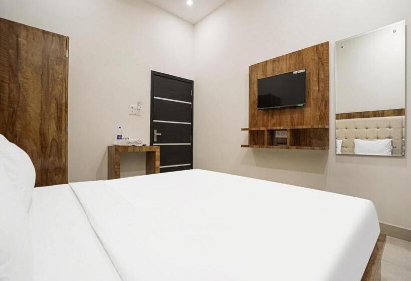 استودیو استاندارد با تخت کینگ, Chahal Residency