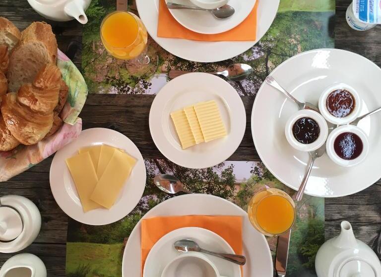 חדר סטנדרט, Les Deux Ponts