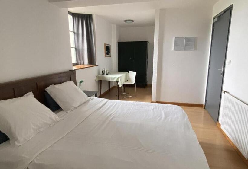 חדר סטנדרט, Les Deux Ponts