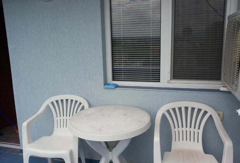 标准单人间, Ivanovi Guest House
