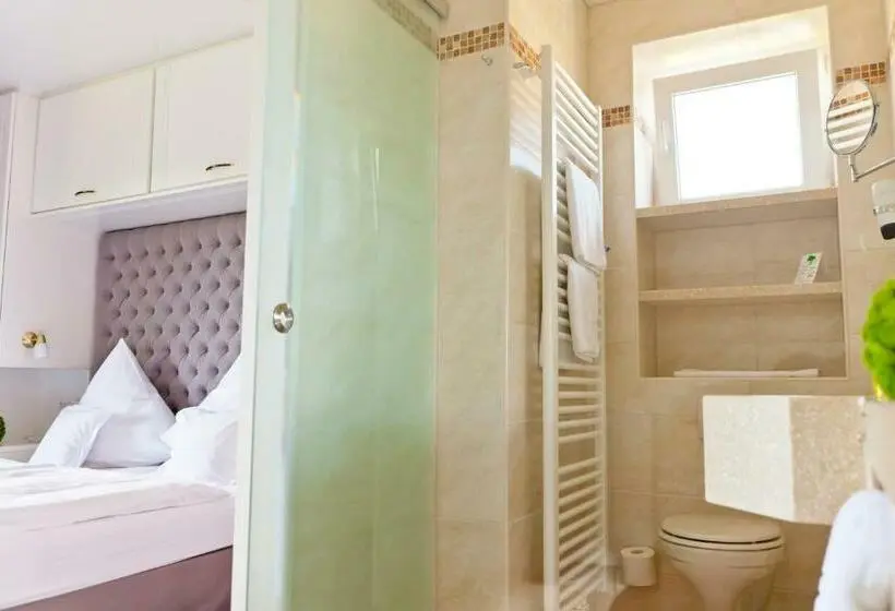 プレミアムルーム, Strauers Hotel Am See
