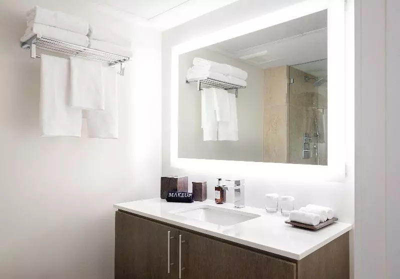 اتاق سوپریور, Iberostar Waves Miami Beach