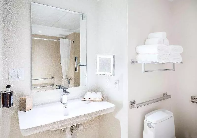 اتاق سوپریور, Iberostar Waves Miami Beach