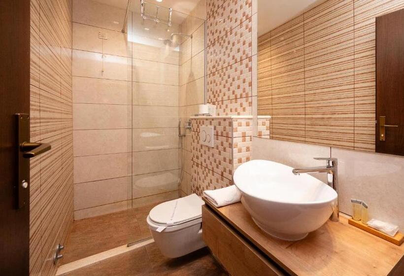 חדר סטנדרט, Heritage Hotel Tragos