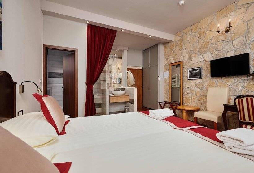 Номер Стандарт, Heritage Hotel Tragos