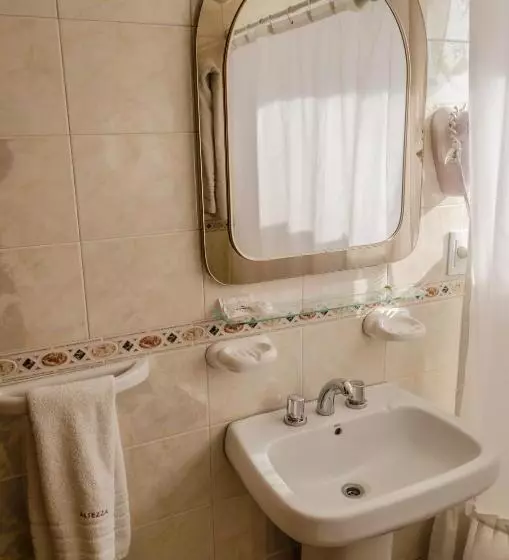 سوئیت کلاسیک, Altezza Apart Suites