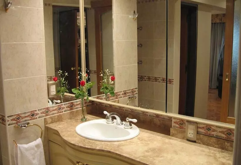 سوییت, Altezza Apart Suites