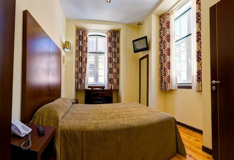 اتاق استاندارد یک نفره, Duas Nações