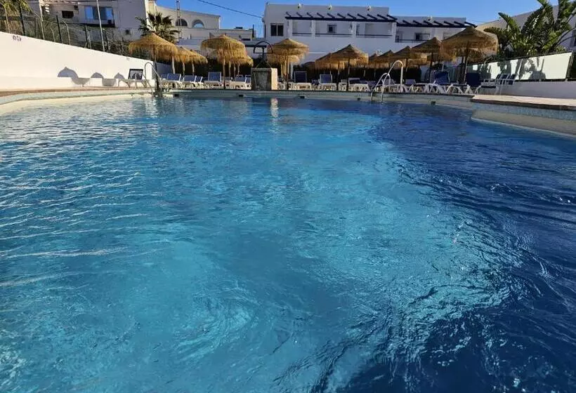 اتاق استاندارد, El Puntazo I
