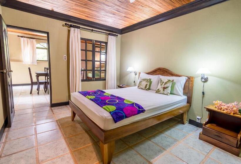 اتاق کلاسیک خانوادگی, Kayak Lodge
