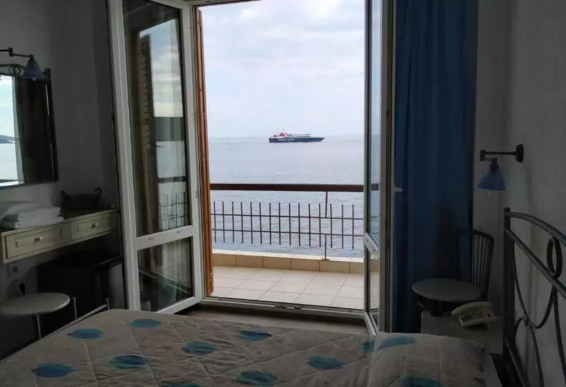 اتاق استاندارد با چشم‌انداز دریا, Nisaki Hotel & Elite Suites
