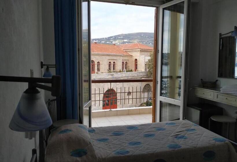 Номер Стандарт Вид на Город, Nisaki Hotel & Elite Suites
