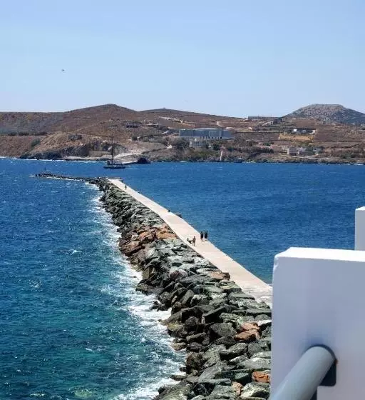 سوییت با چشم‌انداز دریا, Nisaki Hotel & Elite Suites