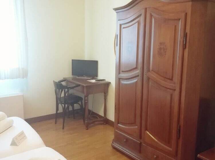 اتاق استاندارد, Scala