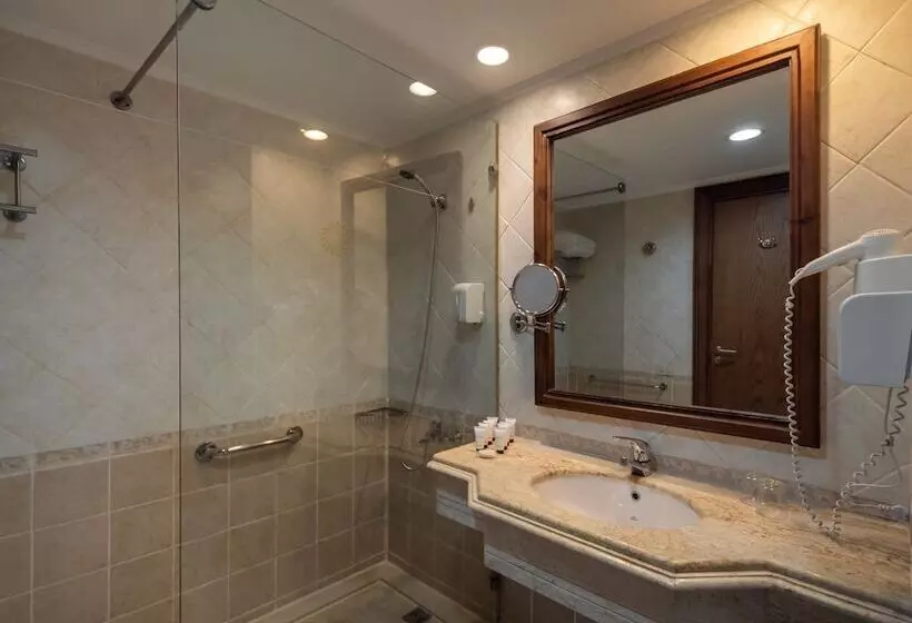 اتاق سوپریور با چشم‌انداز باغ, SRNTY Sea Reef - Ex Serenity Alpha Beach