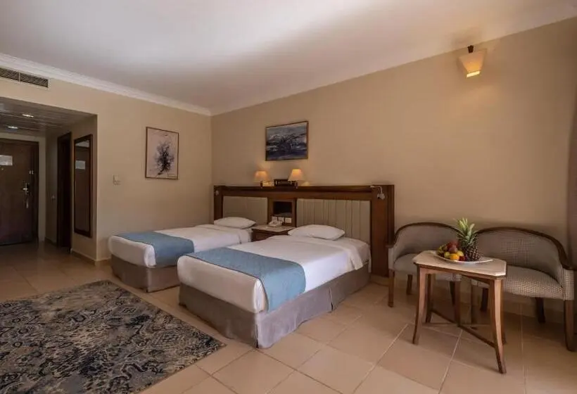 اتاق لوکس سه تخته, SRNTY Sea Reef - Ex Serenity Alpha Beach