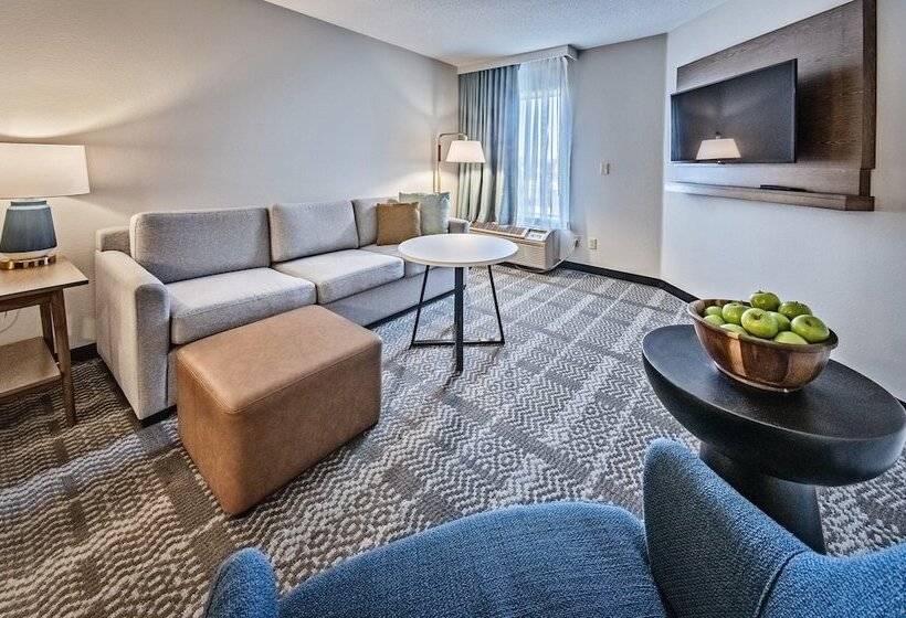 סוויטה, Staybridge Suites   Cedar Rapids North, An Ihg