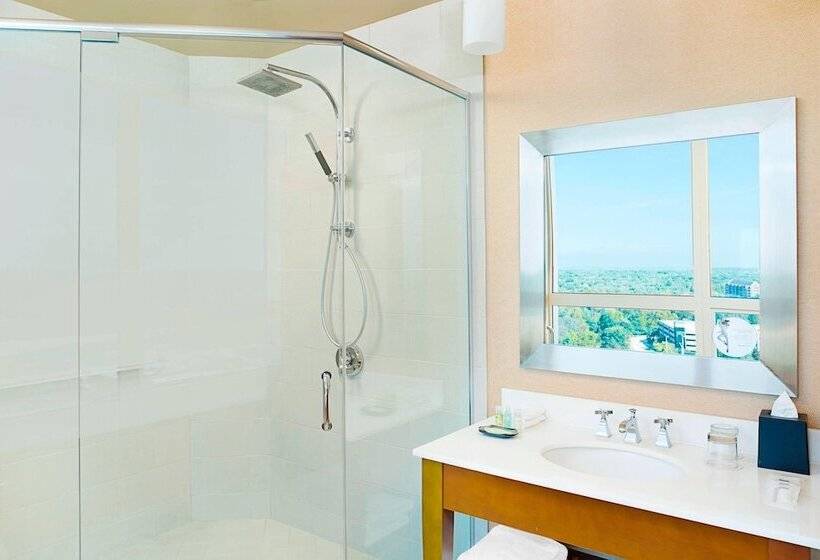 سوییت جونیور, The Westin Chicago North Shore