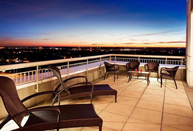 سوئیت با تخت بزرگ, The Westin Chicago North Shore