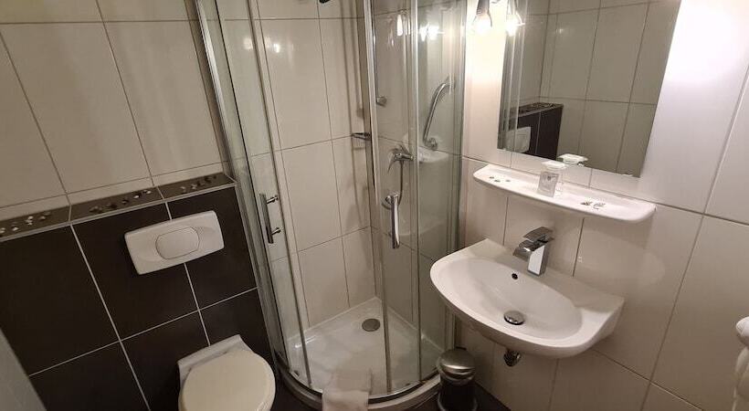 غرفة قياسية فردية, Zur Riede Bei Bremen