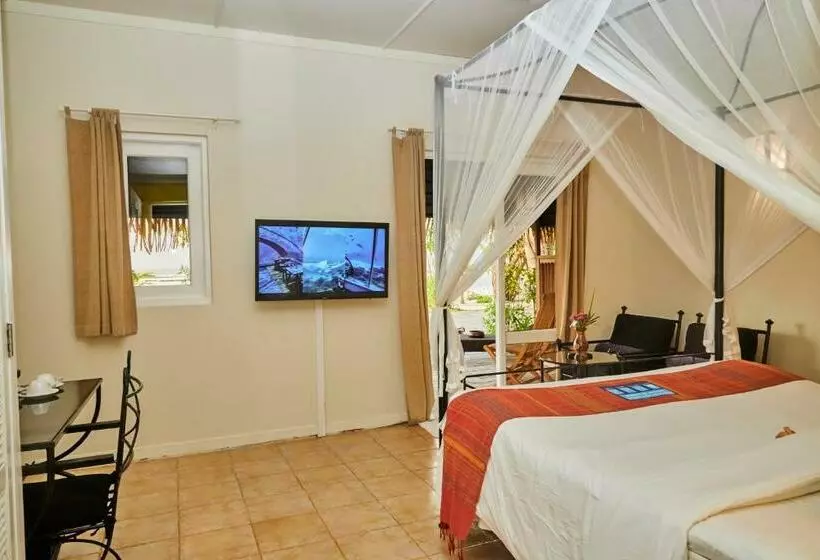 بانگلوی ممتاز, Kuredu Island Resort & Spa