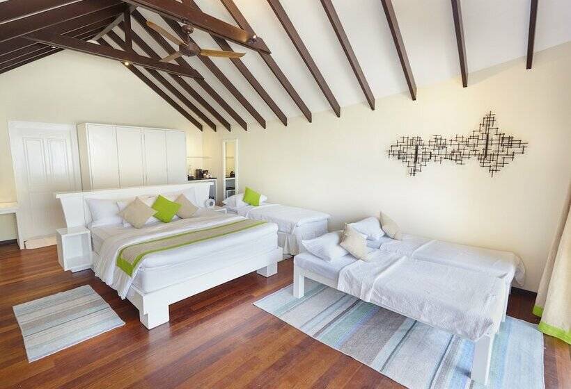 ویلای لوکس 1 خوابه, Kuredu Island Resort & Spa