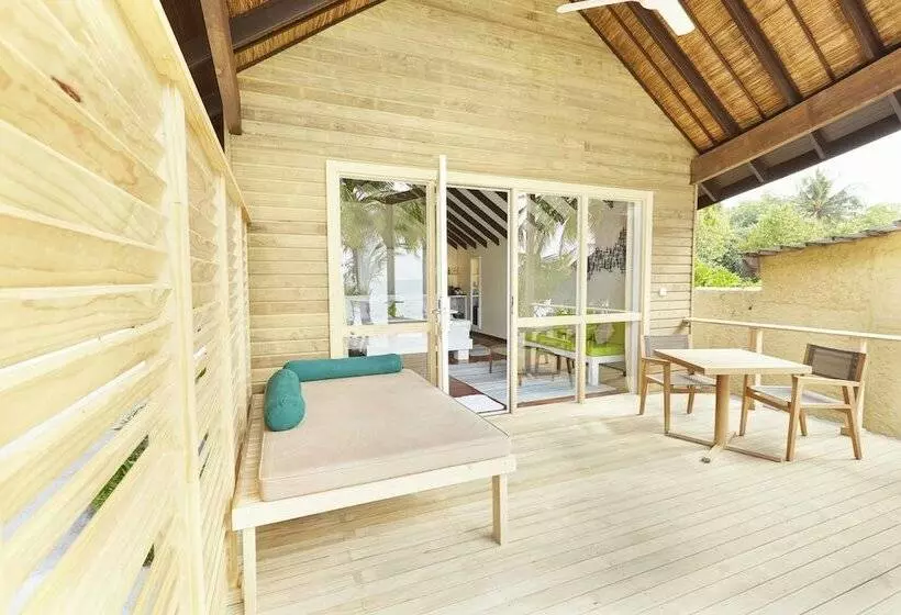 ویلای لوکس 1 خوابه, Kuredu Island Resort & Spa