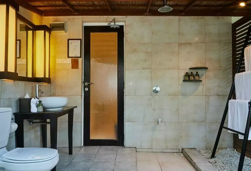 بانگلوی ممتاز, Kuredu Island Resort & Spa