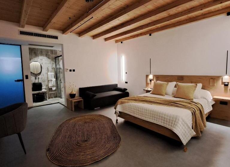 سوییت با چشمانداز دریا, Nisaki Hotel & Elite Suites