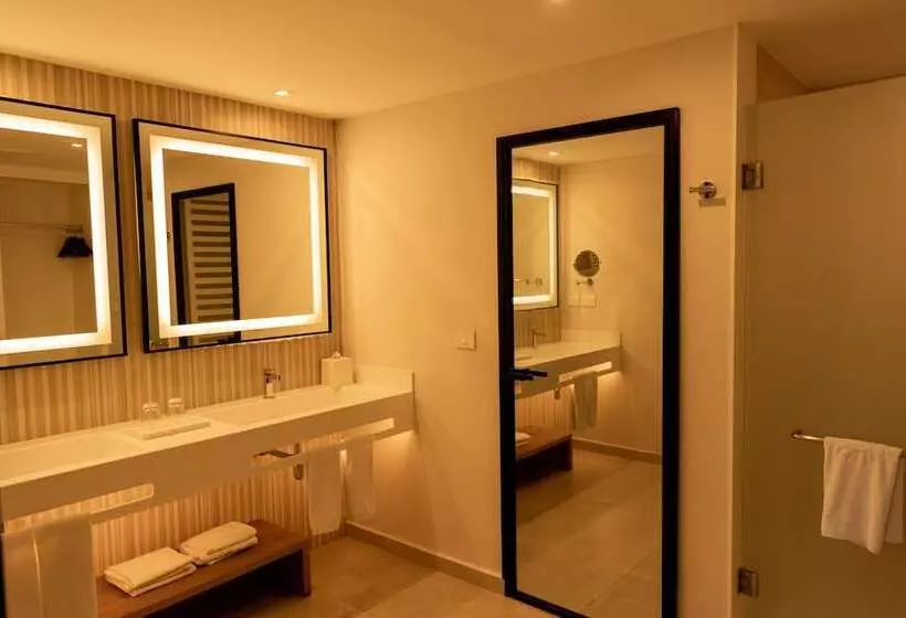 سوئیت 2 خوابه, Bahia Principe Explore Punta Cana - All Inclusive