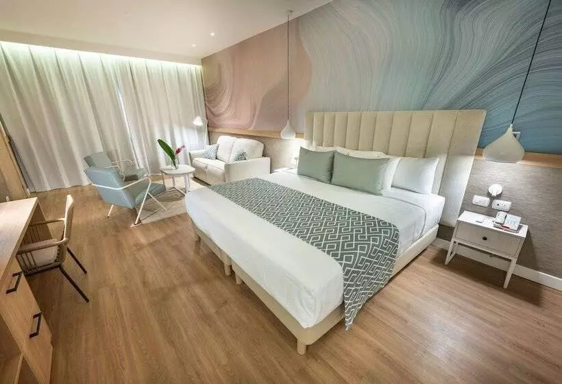 سوئیت جونیور پریمیوم, Bahia Principe Explore Punta Cana - All Inclusive