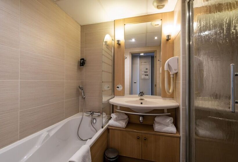 Студия Стандарт, Clarion Aparthotel Toulouse Blagnac Airport