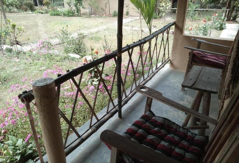 اتاق اکونومی, Chital Lodge