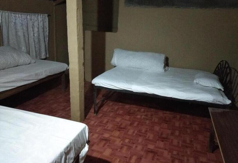 اتاق اکونومی, Chital Lodge