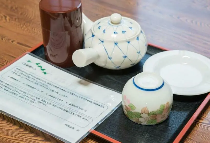 スタンダード４人部屋, Iwane Sanso