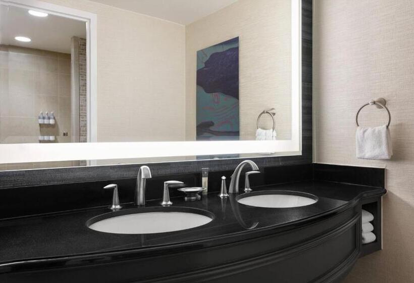 Люкс Executive Кровать Кинг, Gaylord National Resort & Convention Center