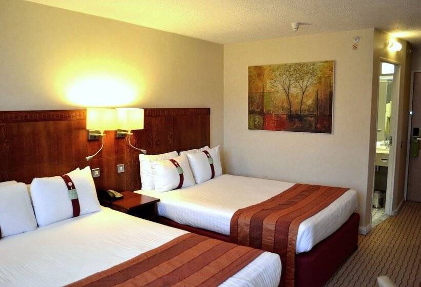 2ダブルベッドのスタンダードルーム, Holiday Inn Northampton, An Ihg