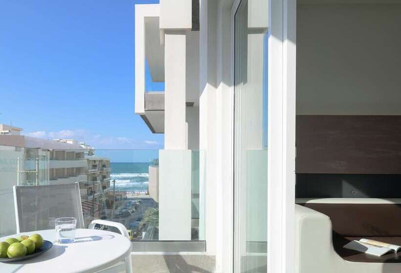 غرفة بريميوم إطلالة جانبية على البحر, Melrose Rethymno By Mage Hotels