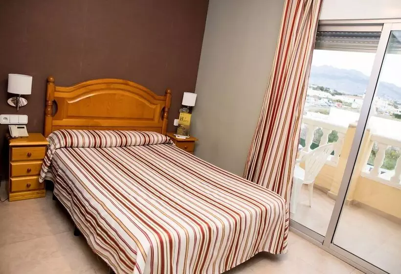 اتاق استاندارد یک نفره, Noguera El Albir