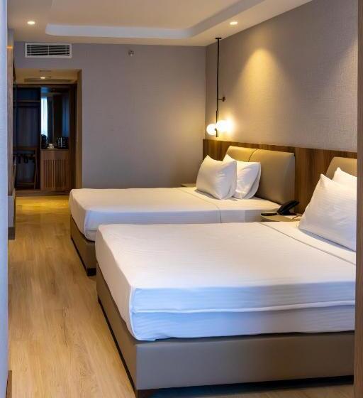 اتاق استاندارد با چشم‌انداز دریا, Delta Hotels By Marriott Antalya Lara