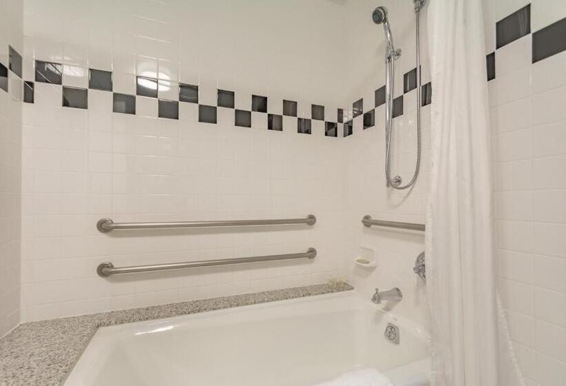 Quarto Estandar para Deficientes Físicos, Proximity